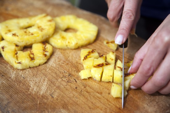 grilled pineapple - How to Select and Cut a Pineapple