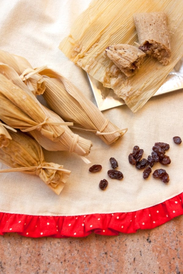 sweet raisin tamales