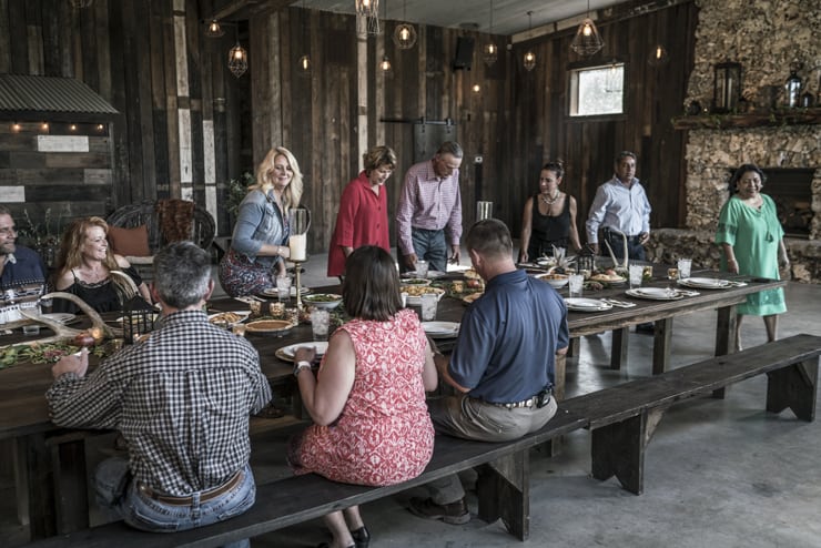 rustic-thanksgiving-barn