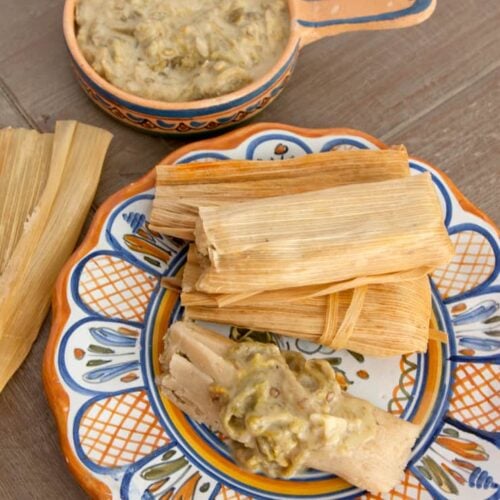 Cheese with Roasted Chile Tamales (Tamales de Rajas Con Queso) Muy Bueno