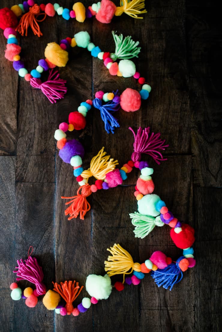 Pom Pom Garland Mexico Pompoms Different Colors Cinco De Mayo Decor  Colorful Pom Pom Fiesta Decor Handmade Pom Poms Boho Decor 