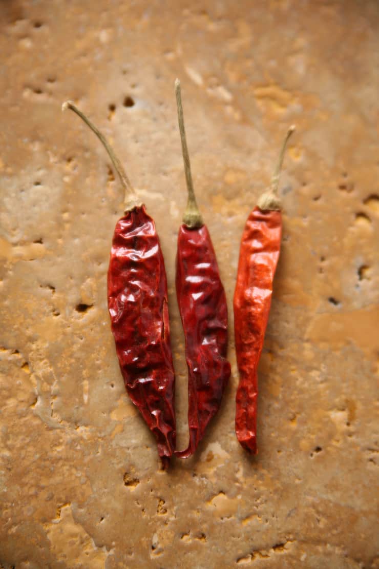 three chiles des arbols