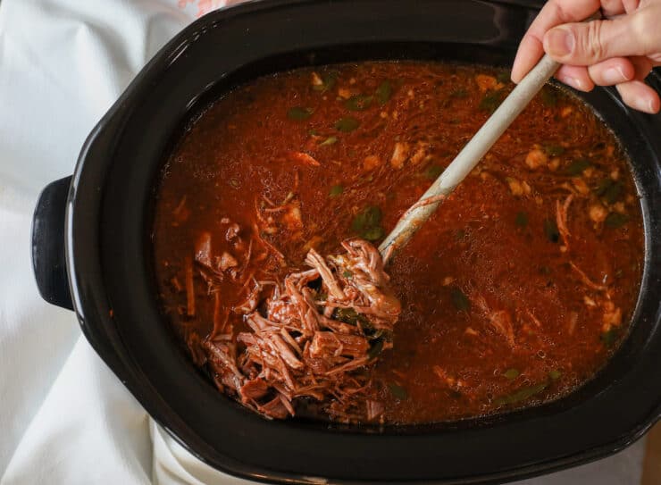 Authentic Slow Cooker Birria (Birria de Res) Muy Bueno