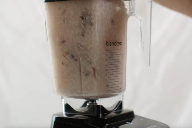 blender with rice, water and spices for making easy horchata