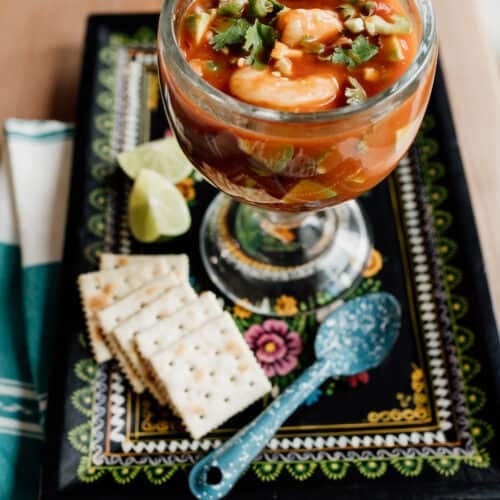 https://muybuenoblog.com/wp-content/uploads/2021/08/Coctel-de-Camarones-Mexican-Shrimp-Cocktail-500x500.jpg