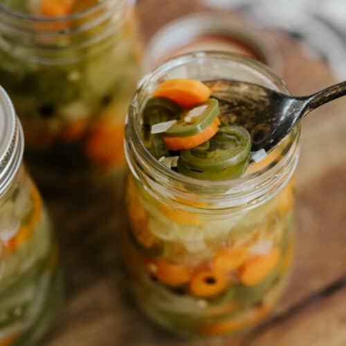 Pickled jalapenos on sale and carrots